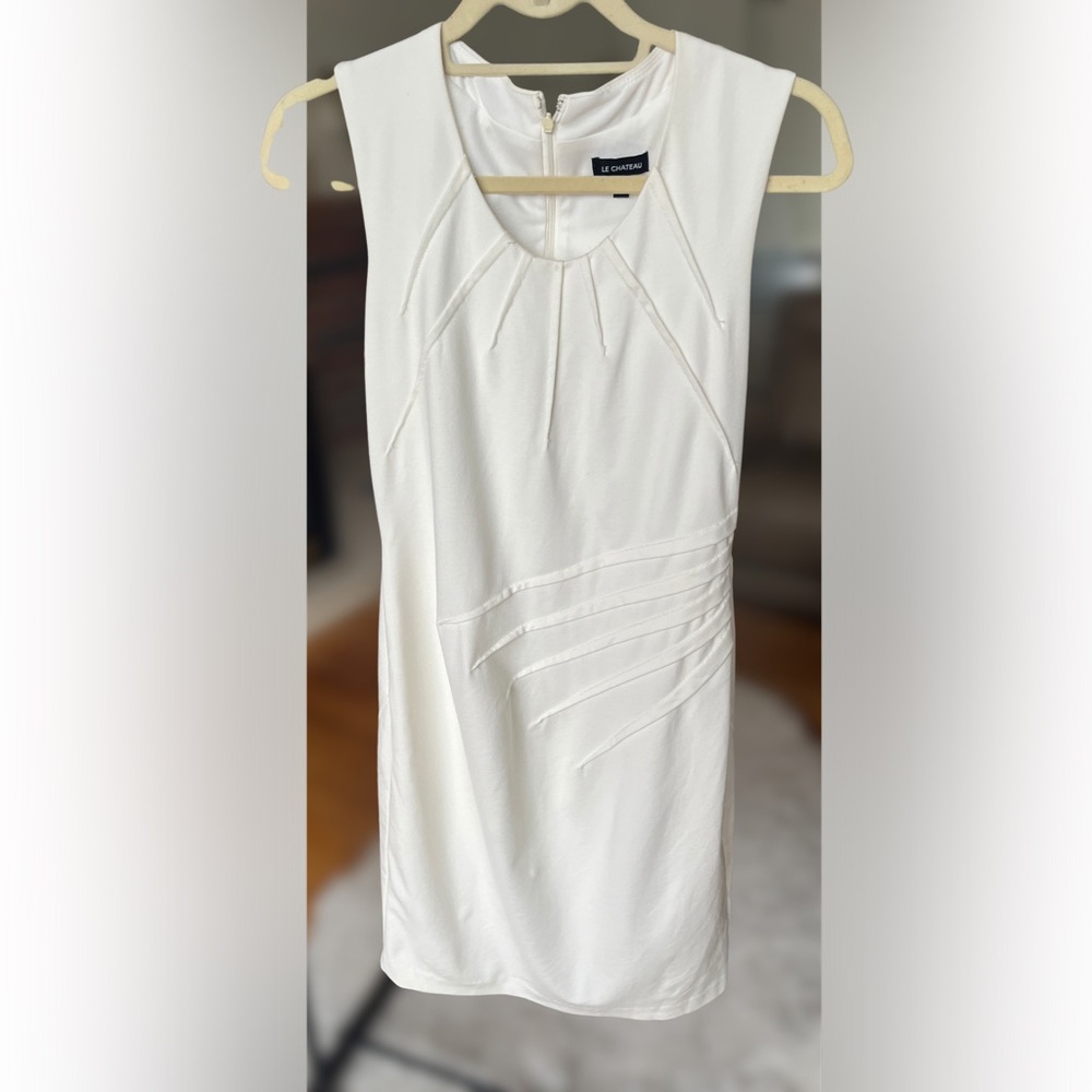 Le Chateau White Sleeveless Sheath Dress